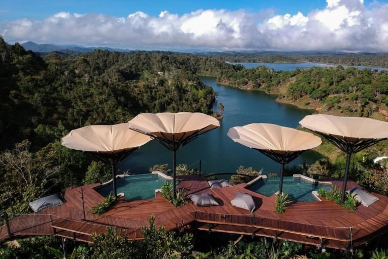 Bosko, Guatapé, Colombia 3