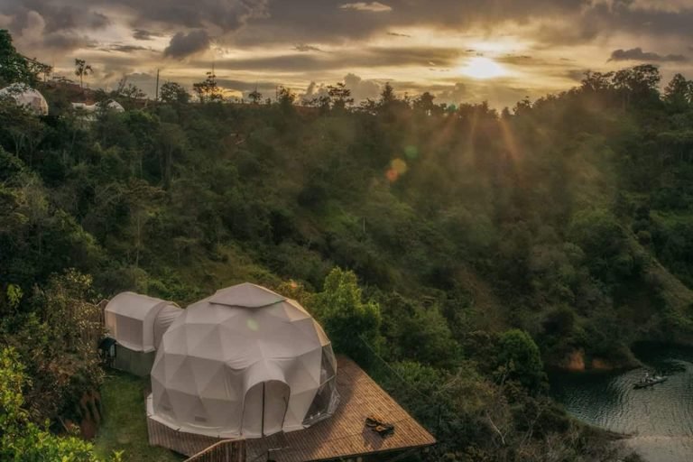 Bosko, Guatapé, Colombia 4