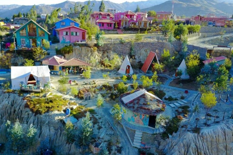 Colibrí Eco Lodge & Camping, Bolivia 1-min