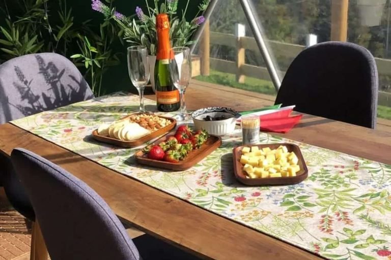 Domos Tranquera Sur, Huelmo, Chile 4