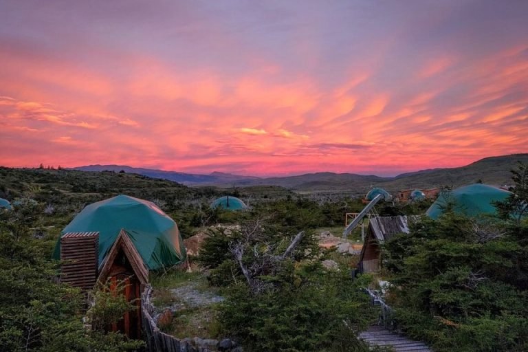 Ecocamp Patagonia. Magallanes 2-min