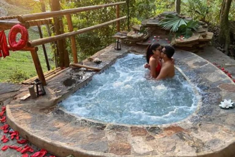 Eden Glamping Melgar, Colombia 3