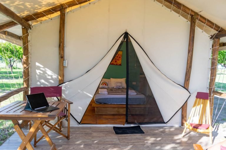 Entreacequias porche