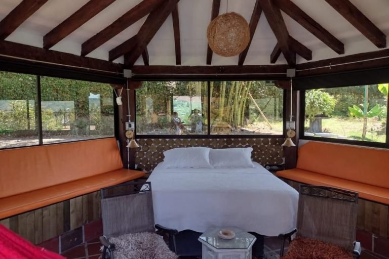 Glamping Monte Carlo, Antioquia, Colombia 6