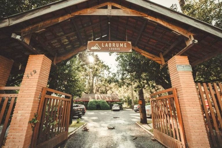 La Brume Trailers, Campos do Jordao, Sao Paulo 8-min