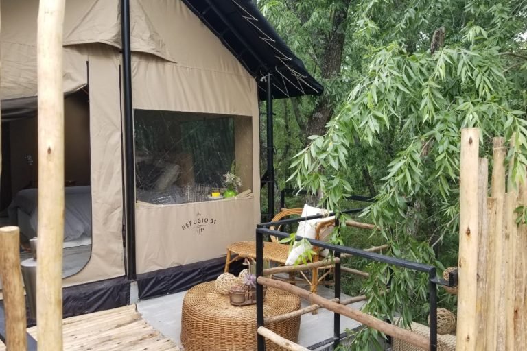 Refugio 31 carpa exterior