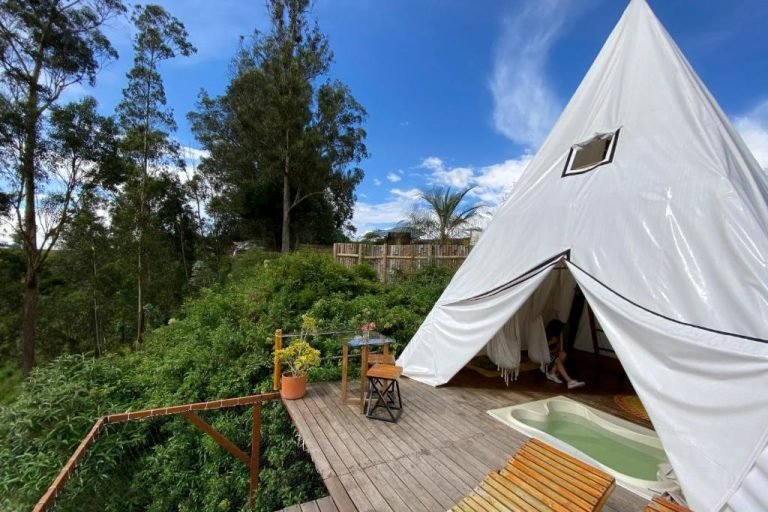 Samay Collections, Tababela, Ecuador 4