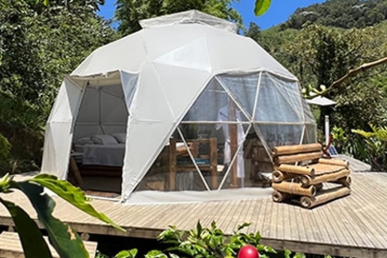 Takaru domo exterior